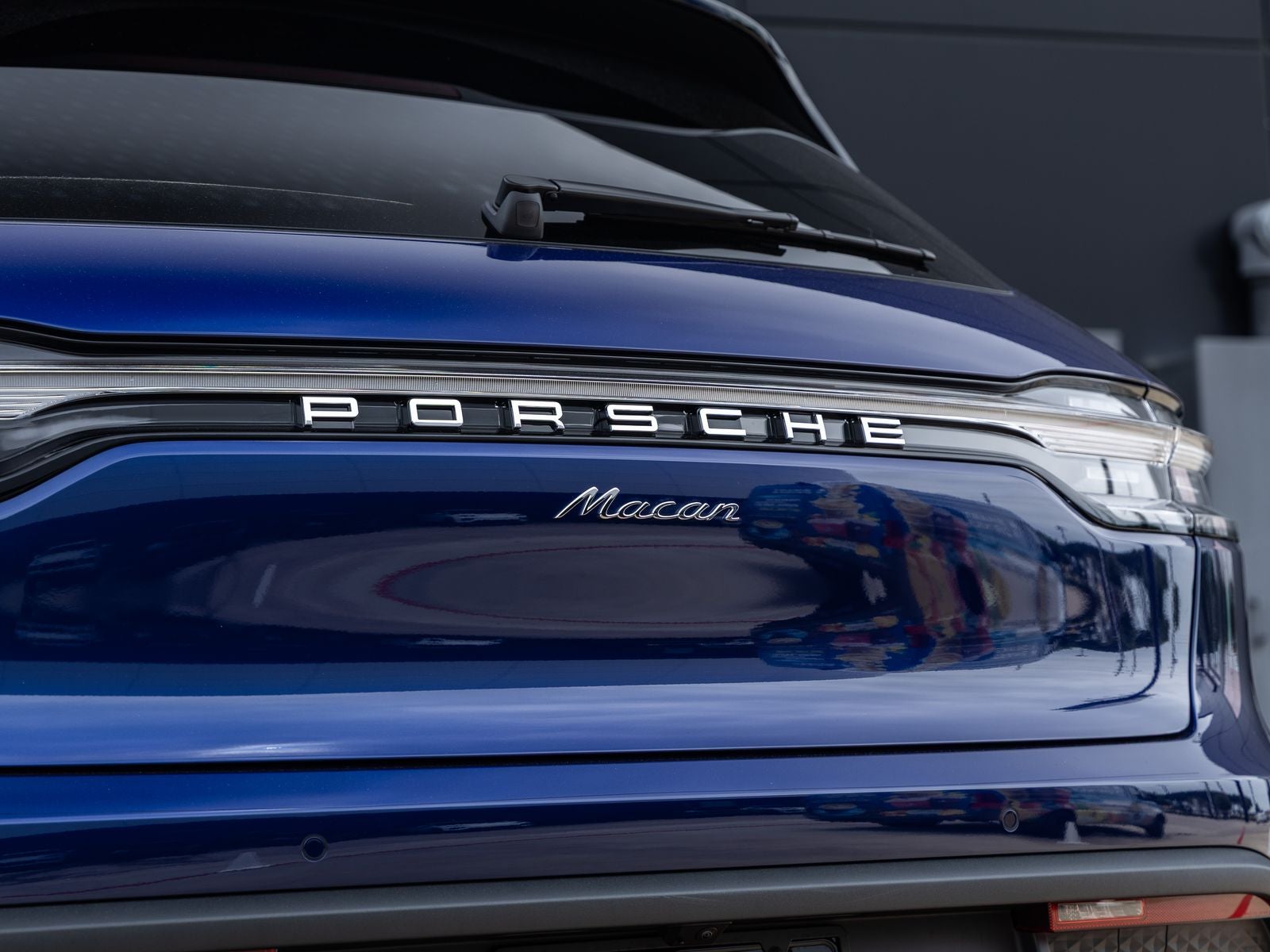2026 Porsche Macan AWD