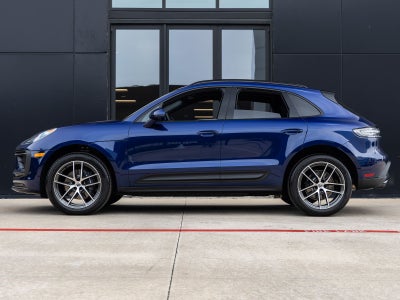 2026 Porsche Macan AWD