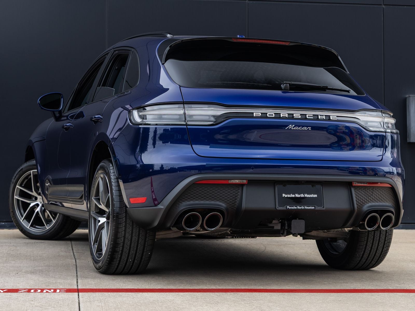 2026 Porsche Macan AWD