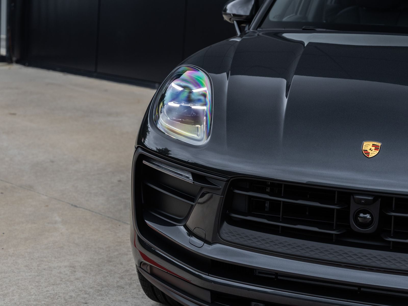 2026 Porsche Macan AWD