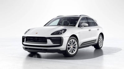2026 Porsche Macan AWD