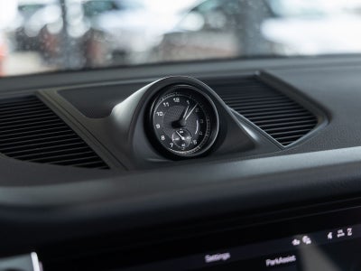 2026 Porsche Macan AWD