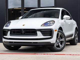 2026 Porsche Macan AWD