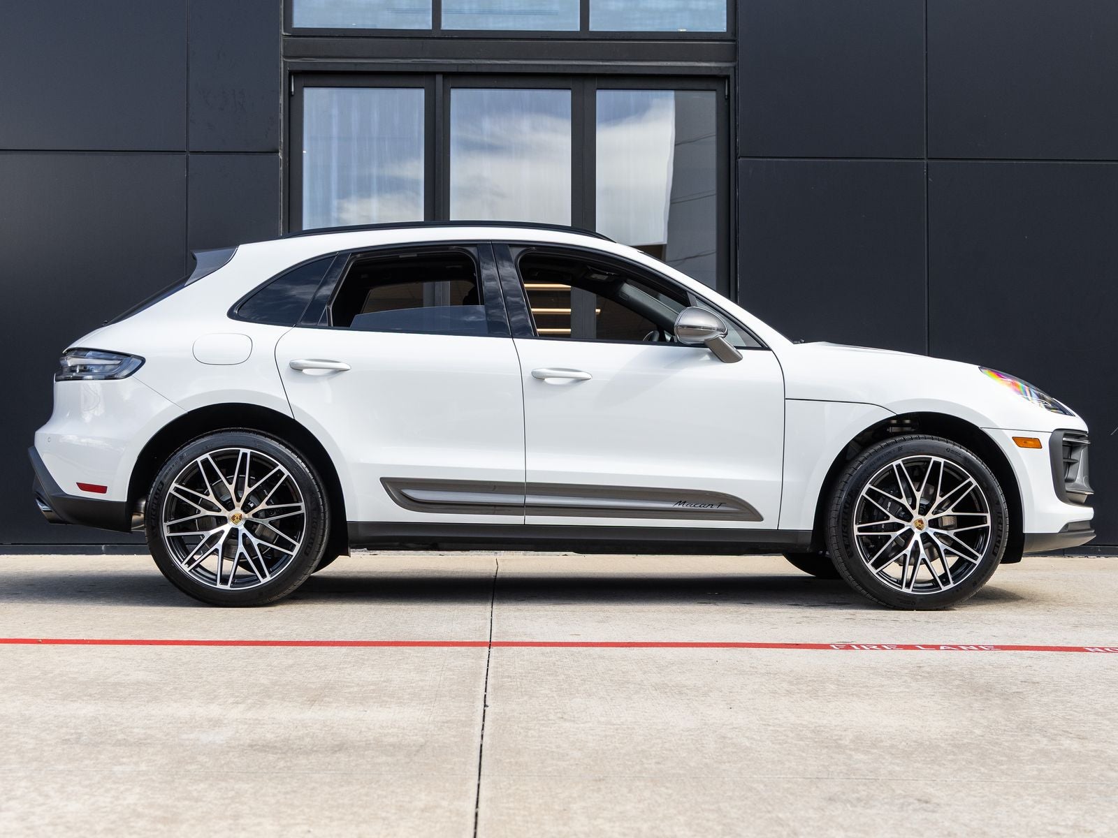 2026 Porsche Macan Macan T