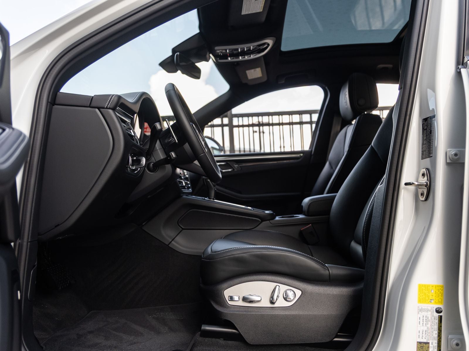 2026 Porsche Macan Macan T