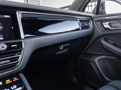 2026 Porsche Macan Macan T