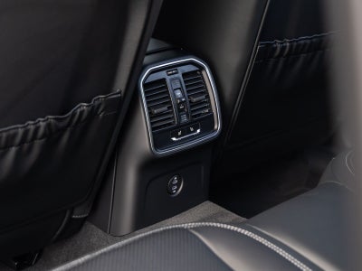 2026 Porsche Macan Macan T