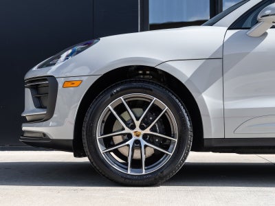 2026 Porsche Macan Macan