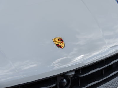 2023 Porsche Macan Macan