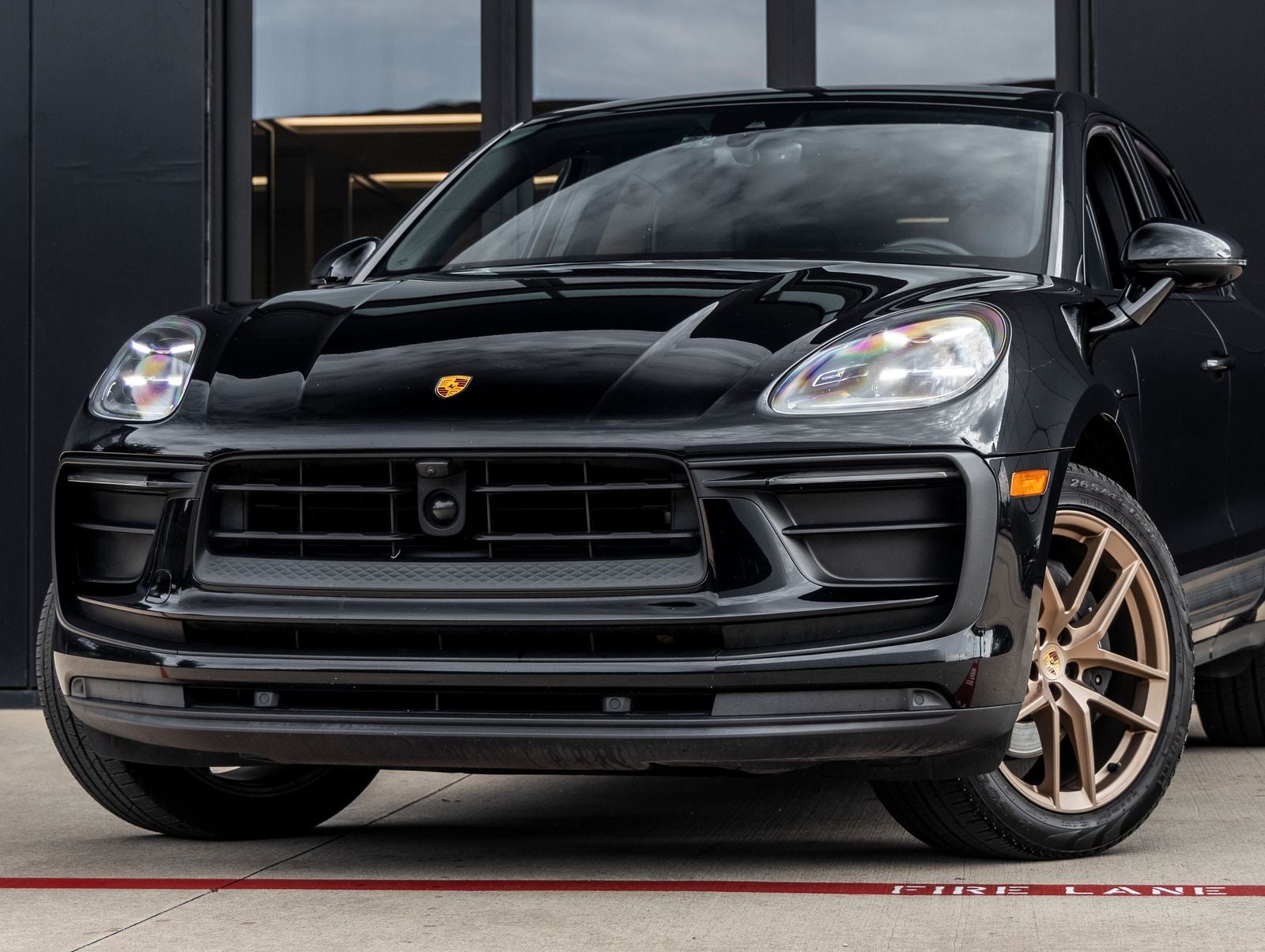 2023 Porsche Macan Macan (MY23)