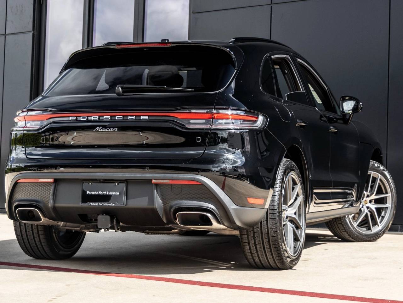 2025 Porsche Macan Macan