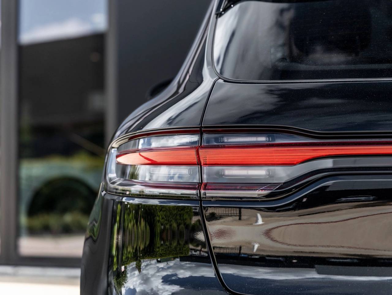 2025 Porsche Macan Macan