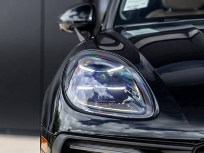 2025 Porsche Macan Macan