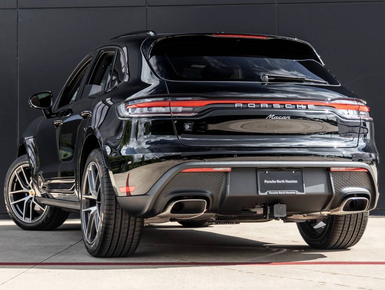 2025 Porsche Macan Macan
