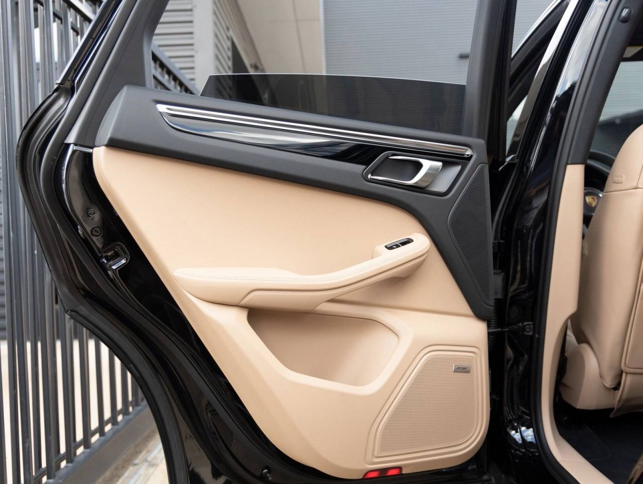 2025 Porsche Macan Macan