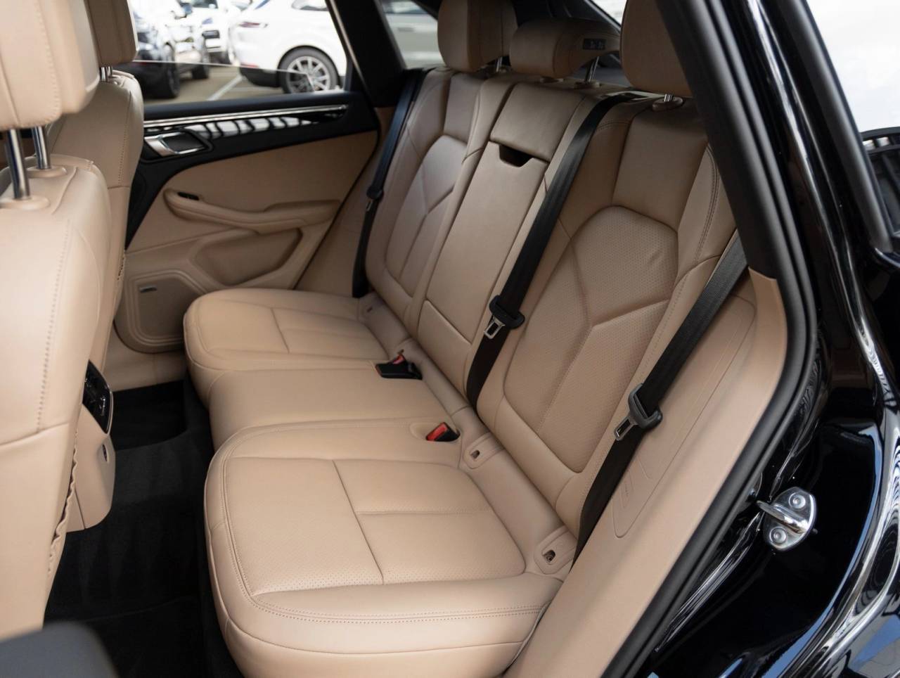 2025 Porsche Macan Macan