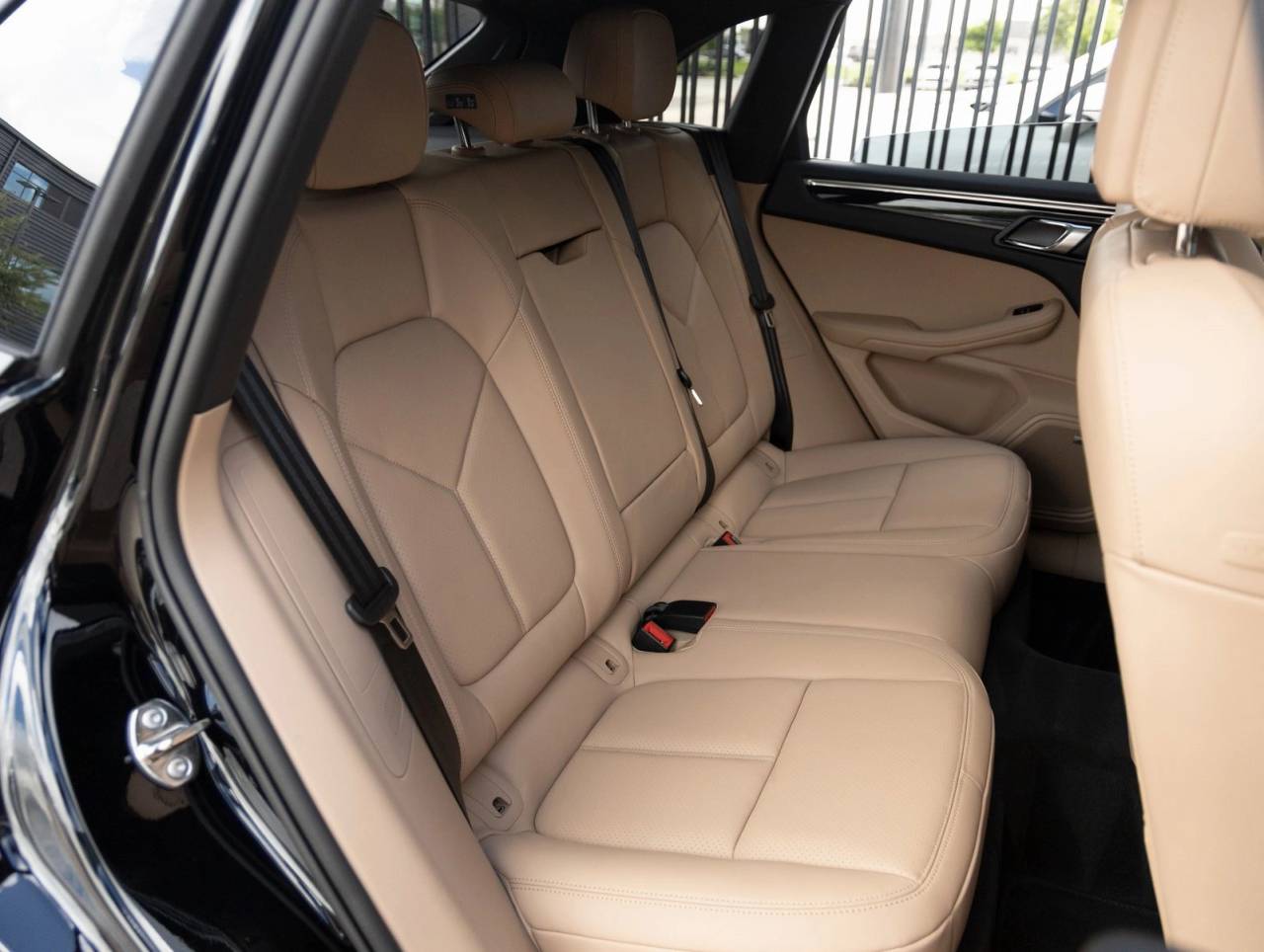 2025 Porsche Macan Macan