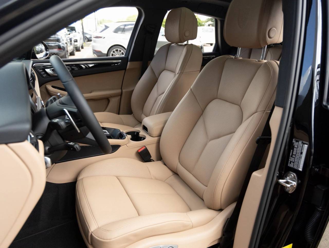 2025 Porsche Macan Macan