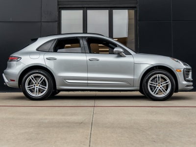 2025 Porsche Macan Macan