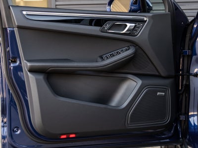 2025 Porsche Macan Macan