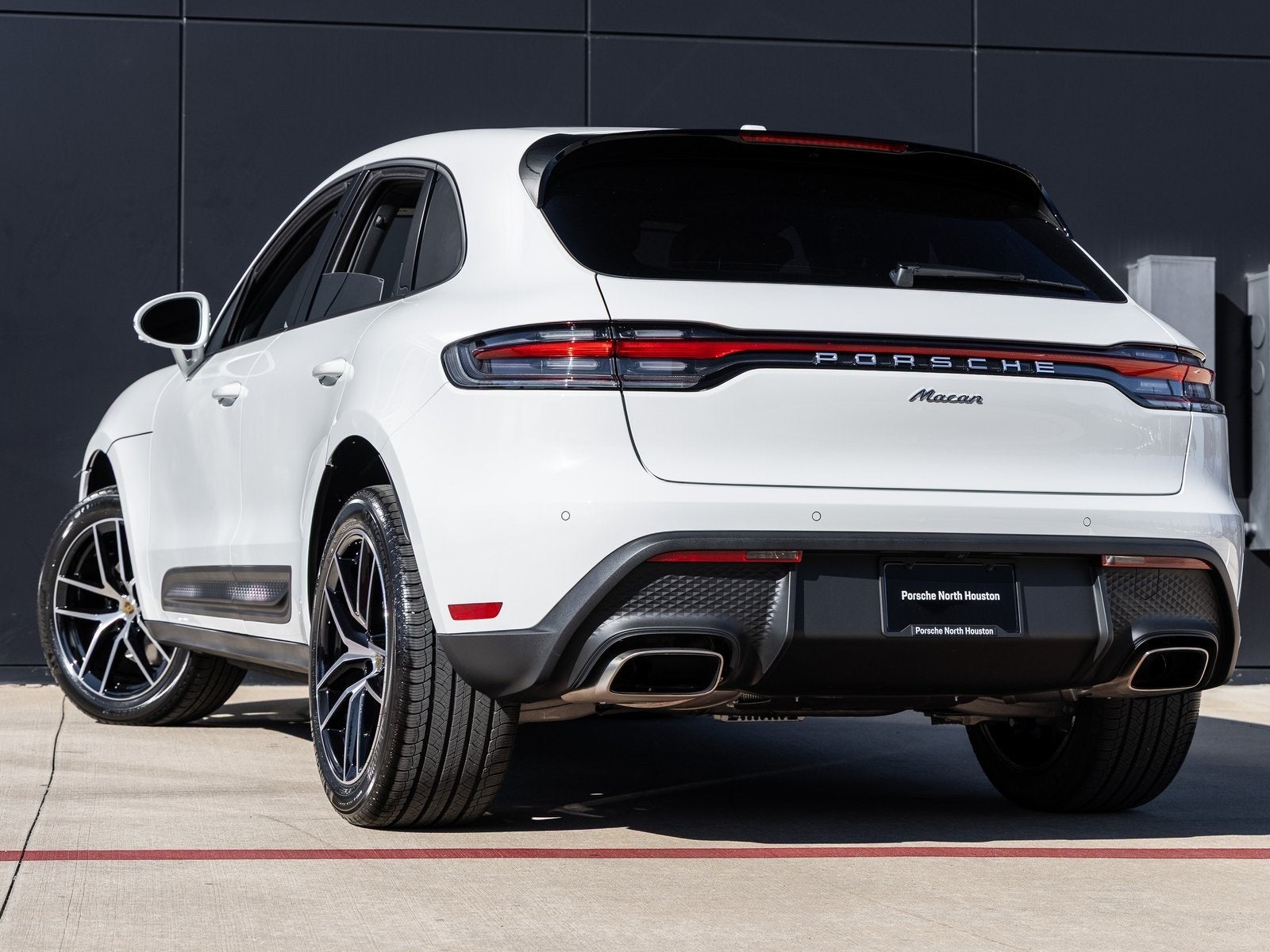 2026 Porsche Macan Macan