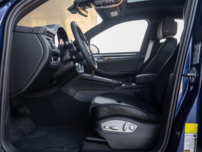 2026 Porsche Macan Macan T