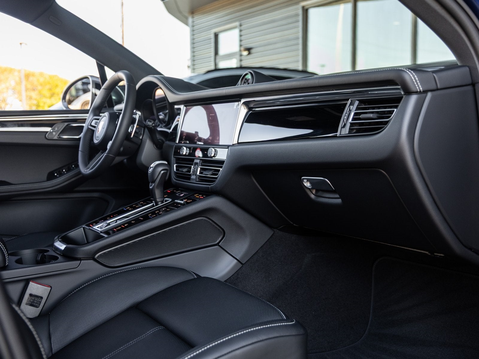 2026 Porsche Macan Macan T