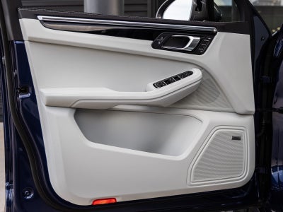 2026 Porsche Macan Macan T