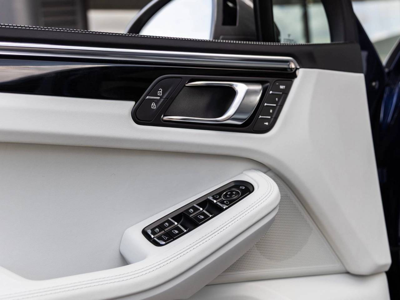 2026 Porsche Macan Macan T
