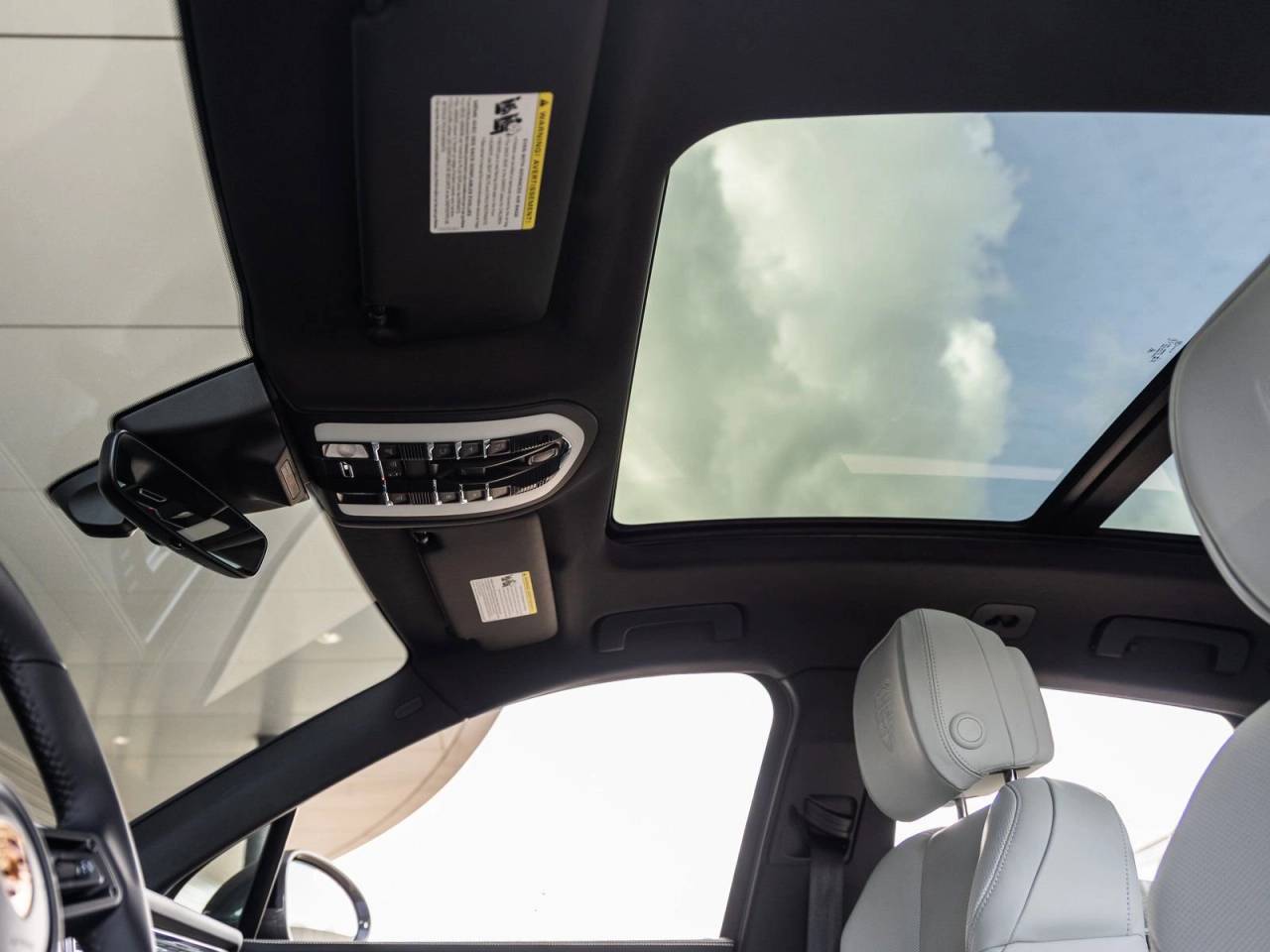 2026 Porsche Macan Macan T