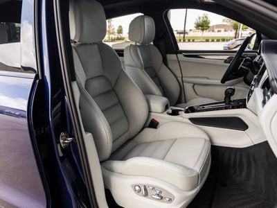 2026 Porsche Macan Macan T