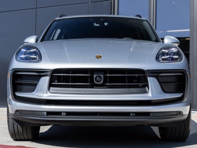 2026 Porsche Macan Macan