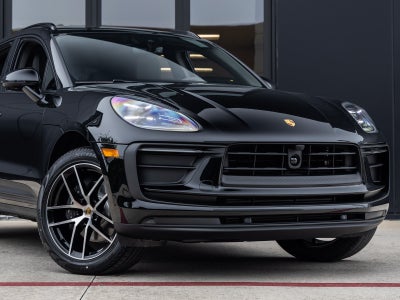 2026 Porsche Macan Macan