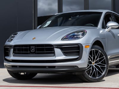 2026 Porsche Macan Macan