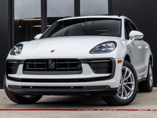 2026 Porsche Macan AWD