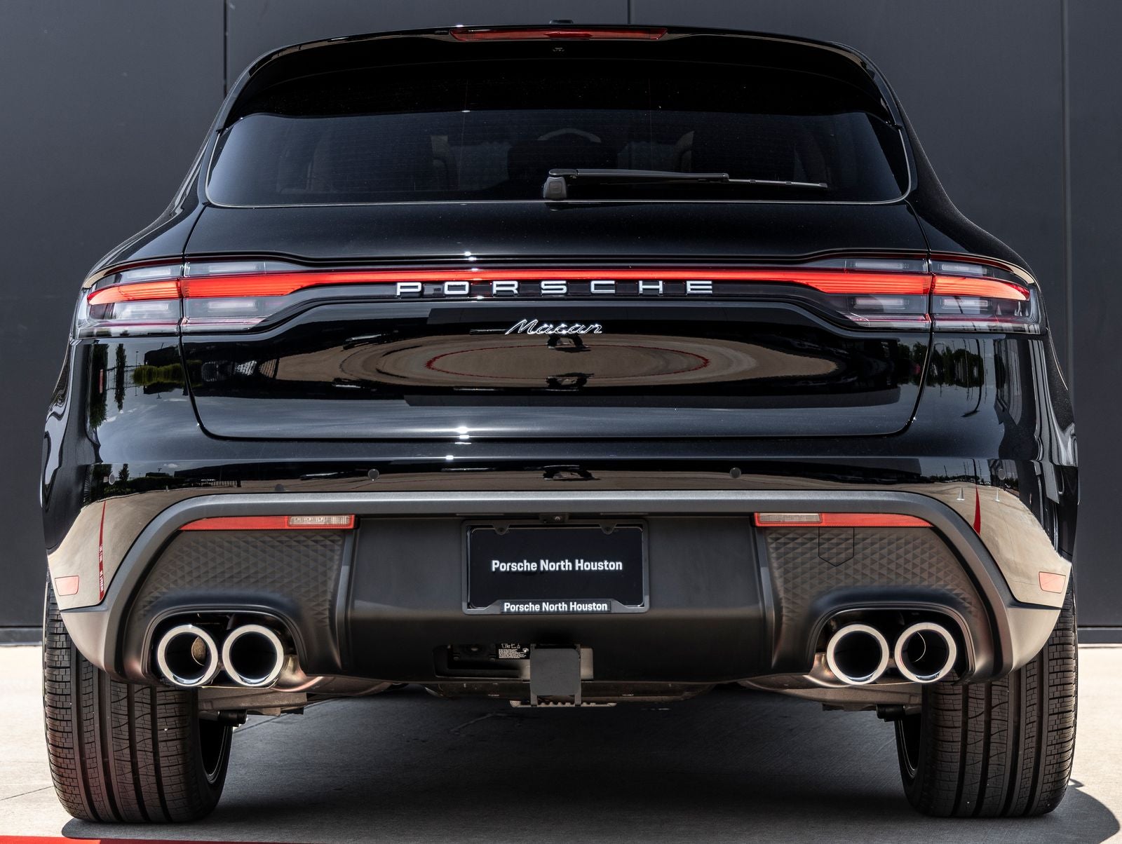 2026 Porsche Macan AWD