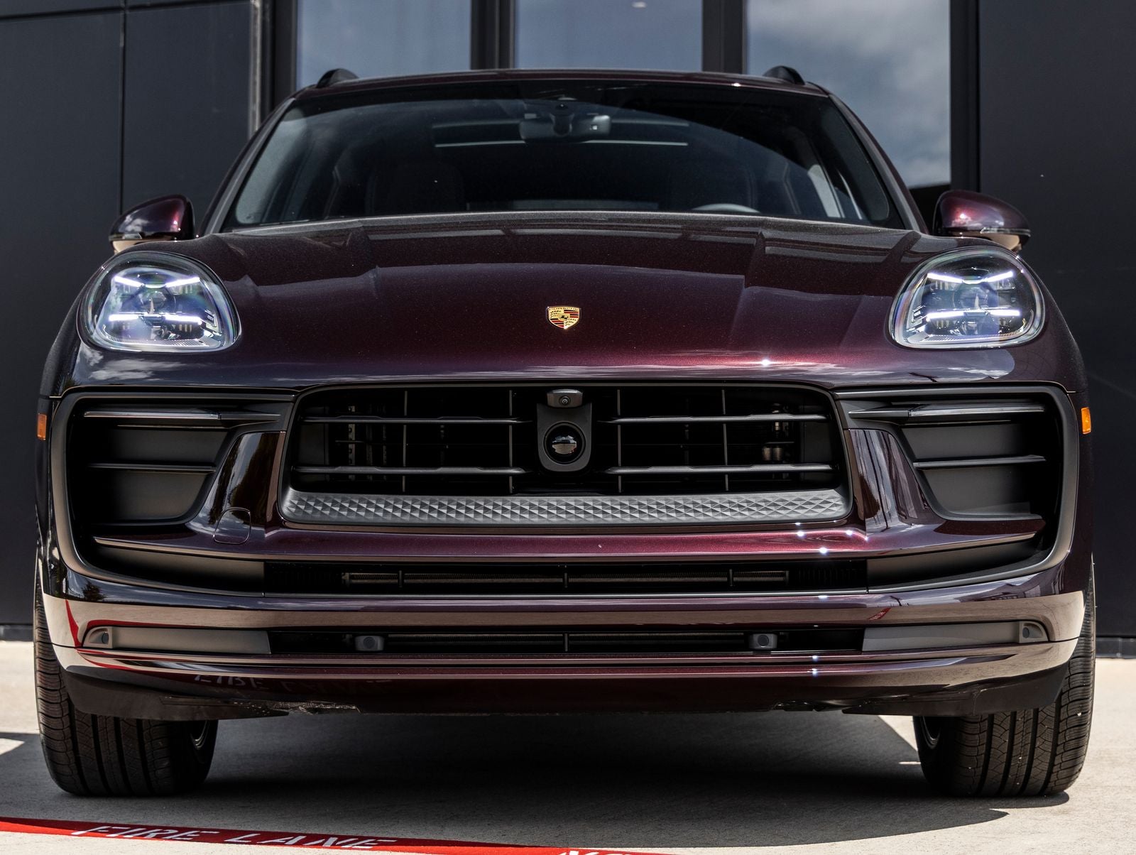 2026 Porsche Macan AWD