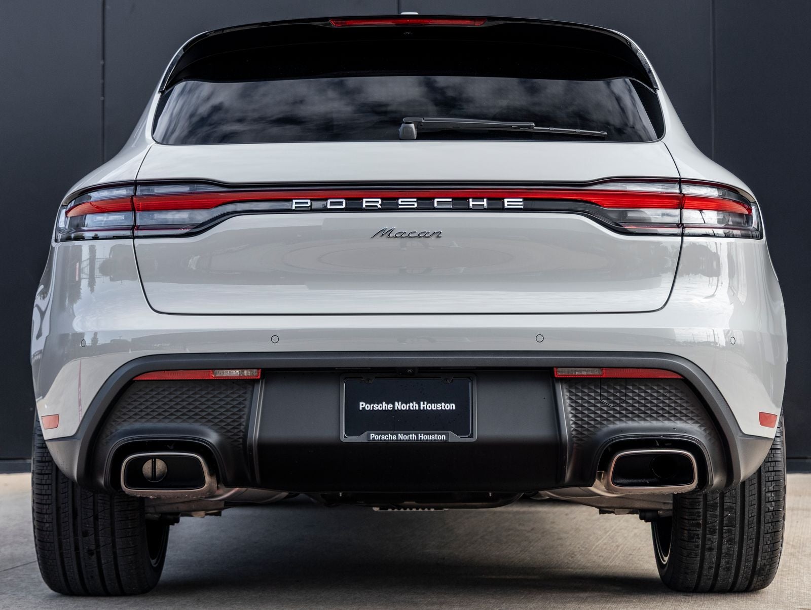 2026 Porsche Macan AWD