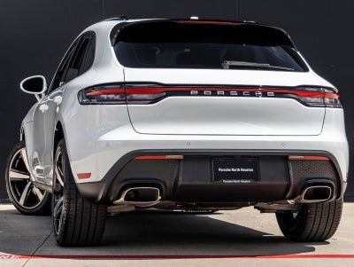 2026 Porsche Macan AWD