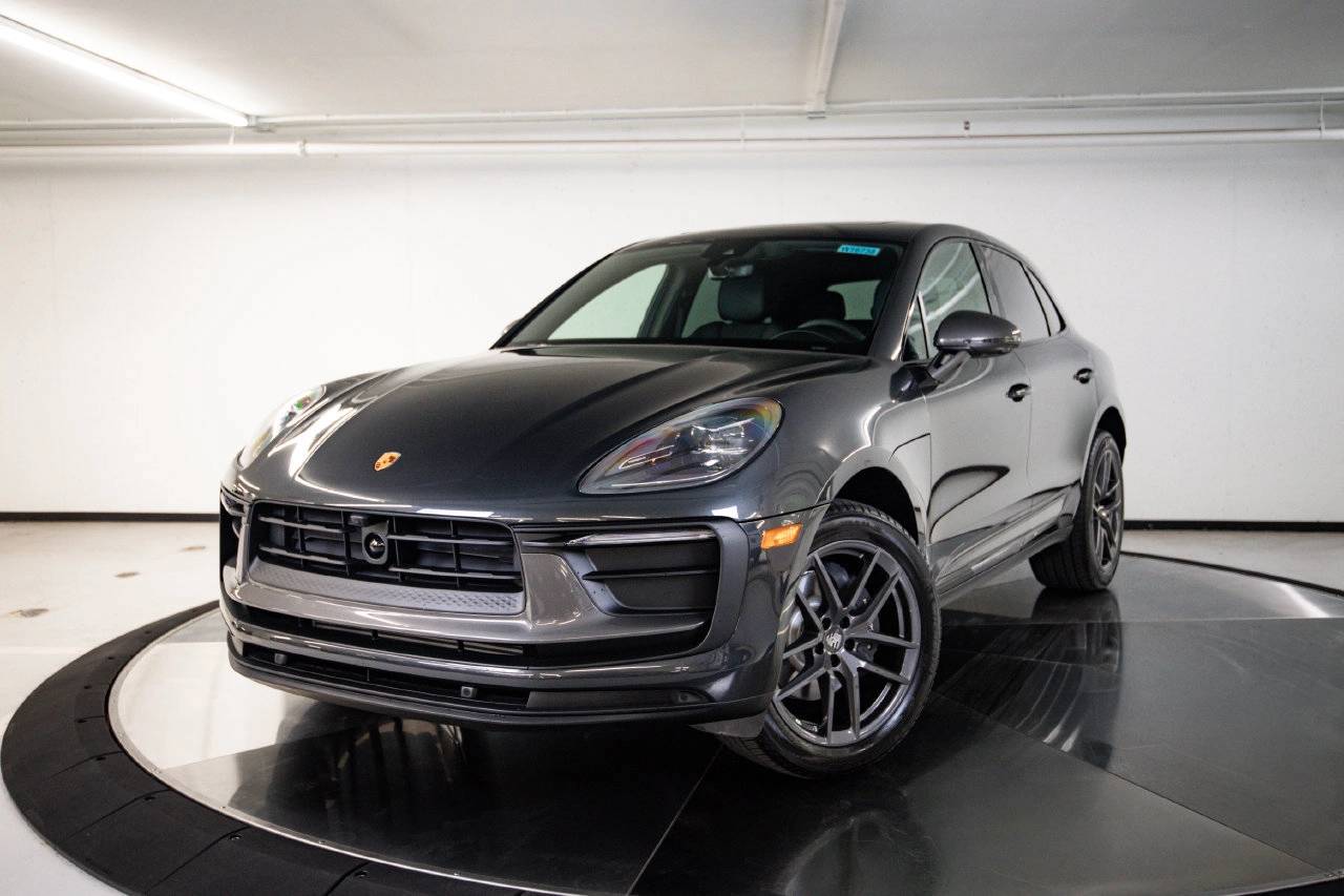 2026 Porsche Macan Macan T