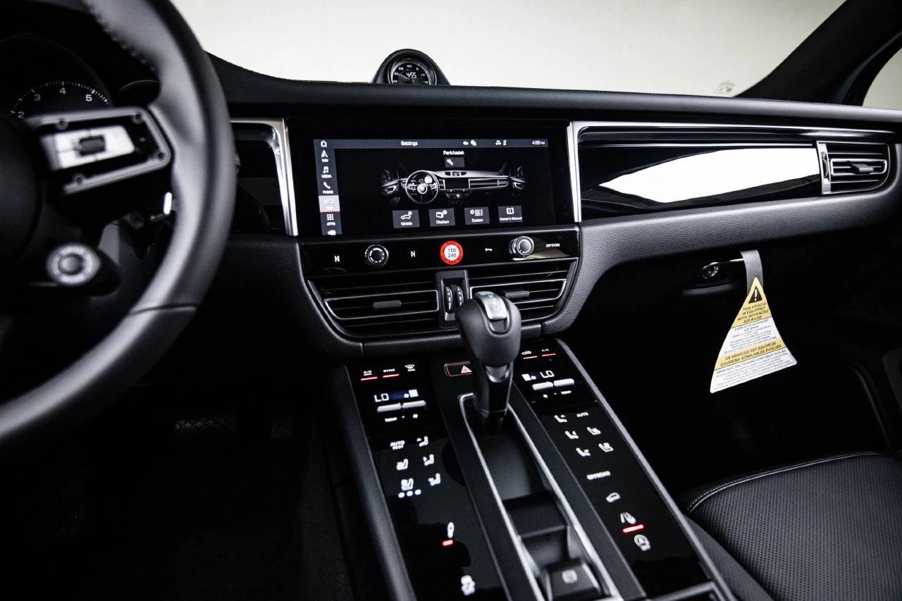 2026 Porsche Macan Macan T