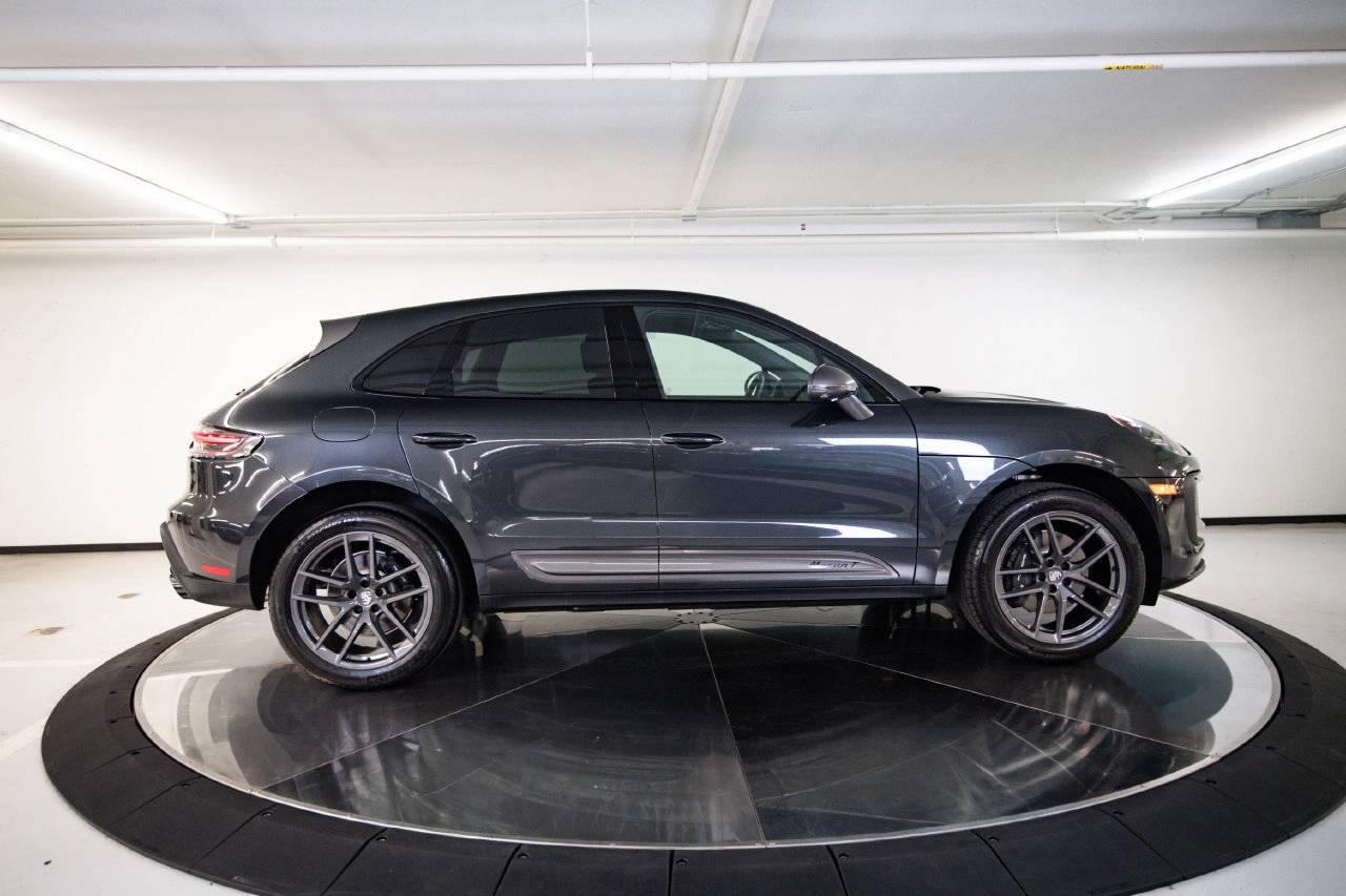 2026 Porsche Macan Macan T
