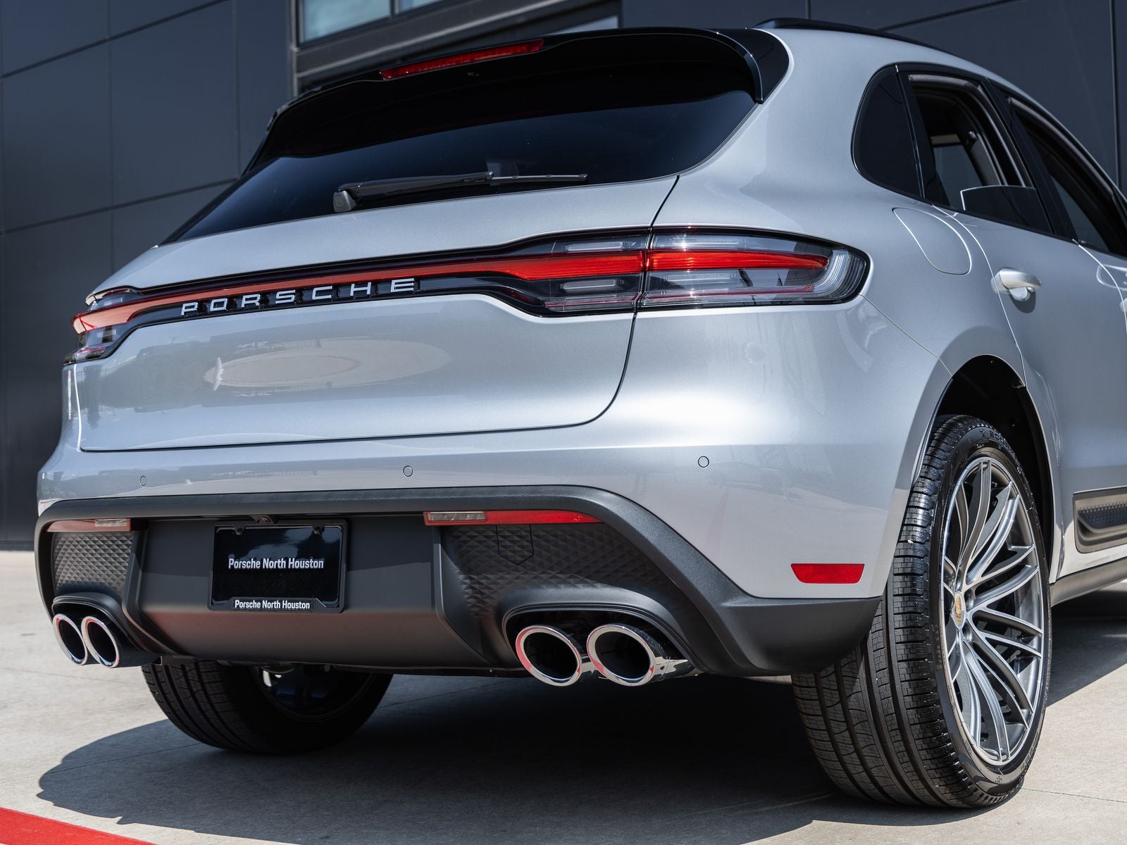 2026 Porsche Macan Macan