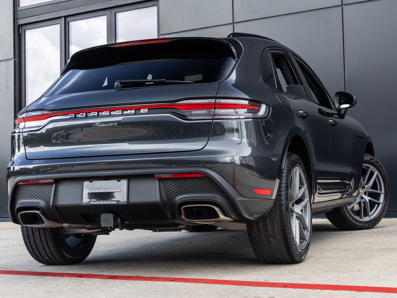 2026 Porsche Macan Macan