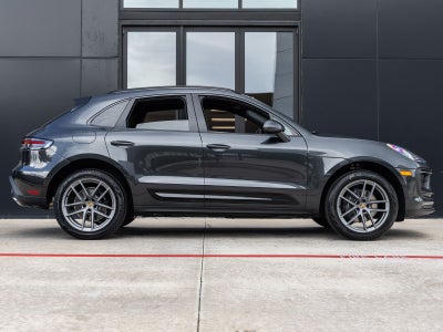 2026 Porsche Macan Macan