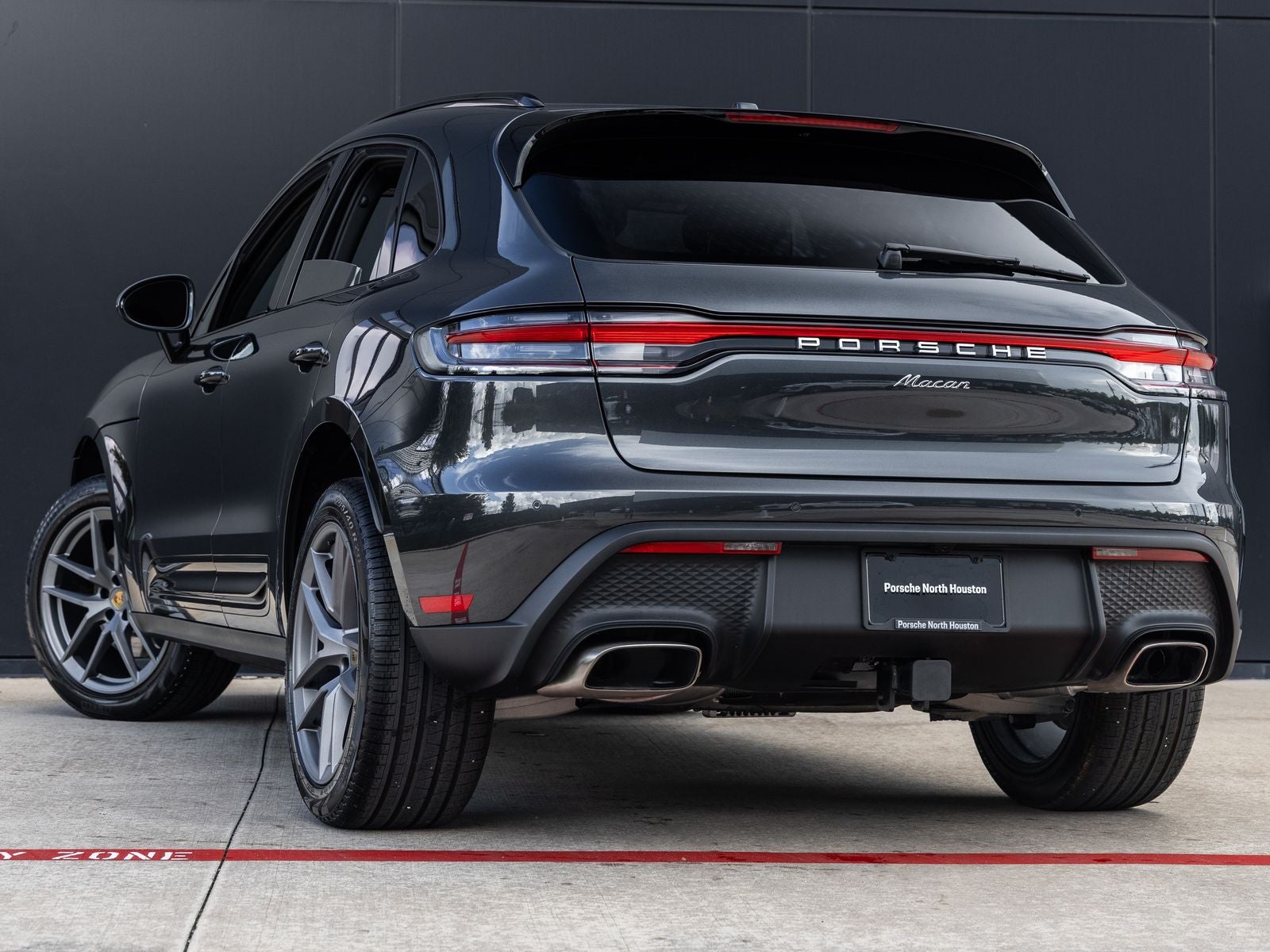 2026 Porsche Macan Macan