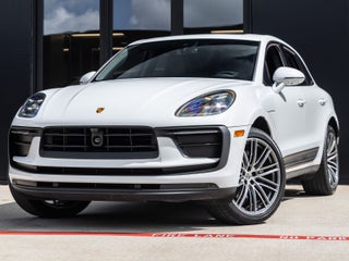 2023 Porsche Macan AWD