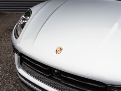 2025 Porsche Macan Macan