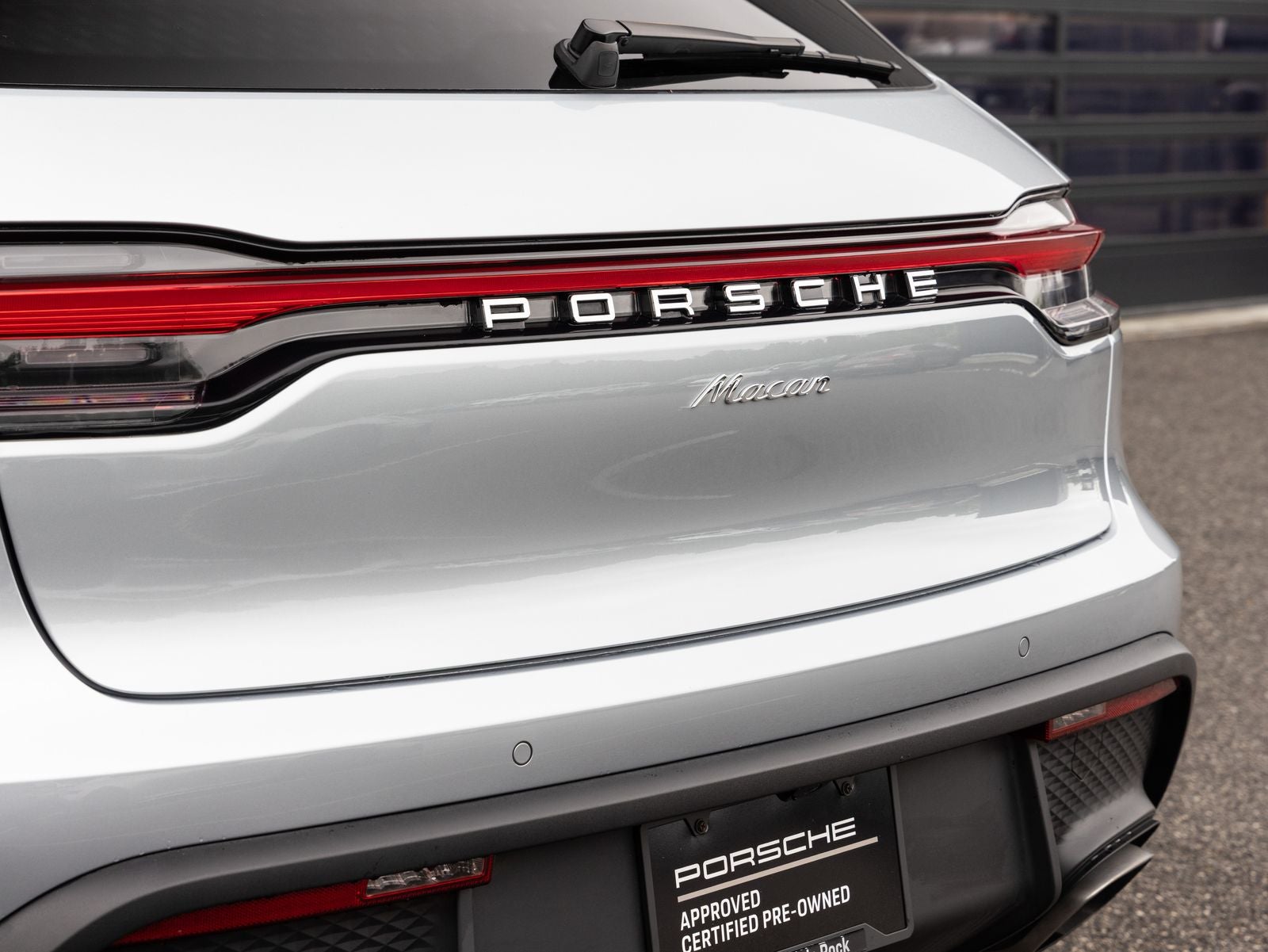 2025 Porsche Macan Macan