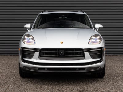 2025 Porsche Macan Macan
